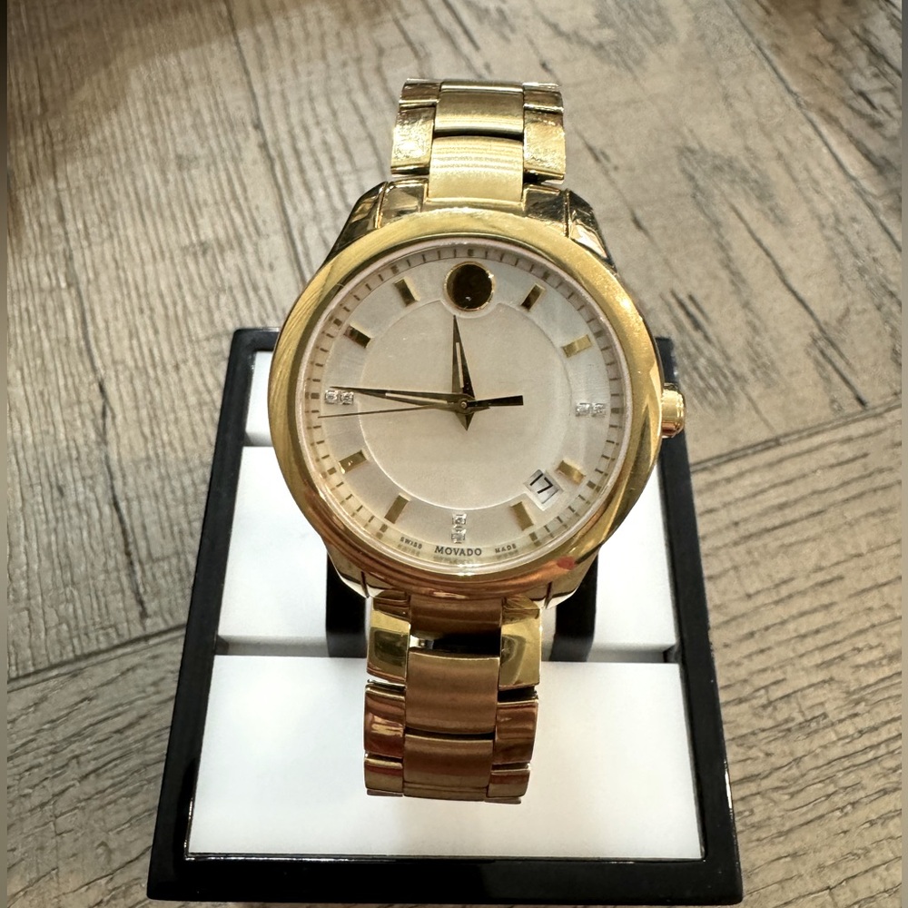 Movado Bellina